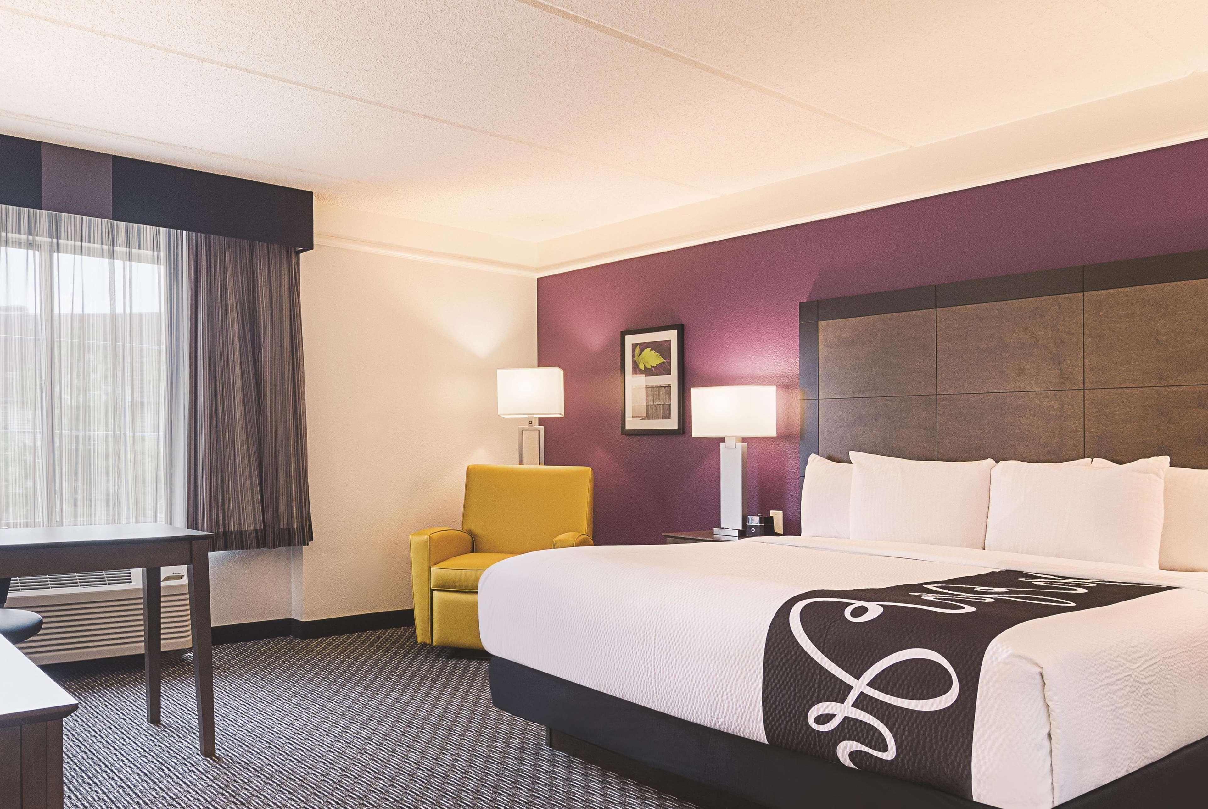 La Quinta By Wyndham Atlanta Perimeter Medical Hotell Sandy Springs Exteriör bild