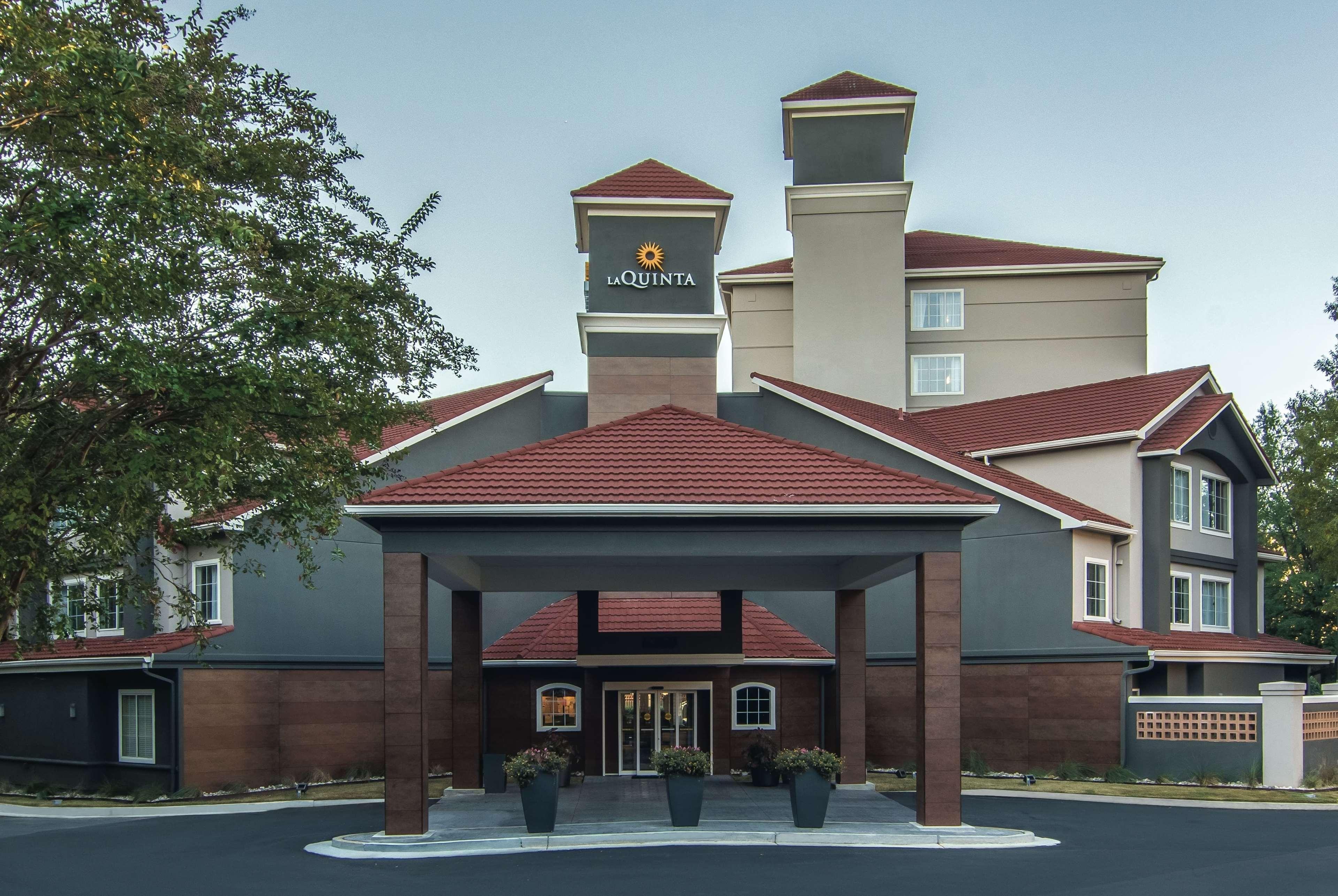 La Quinta By Wyndham Atlanta Perimeter Medical Hotell Sandy Springs Exteriör bild