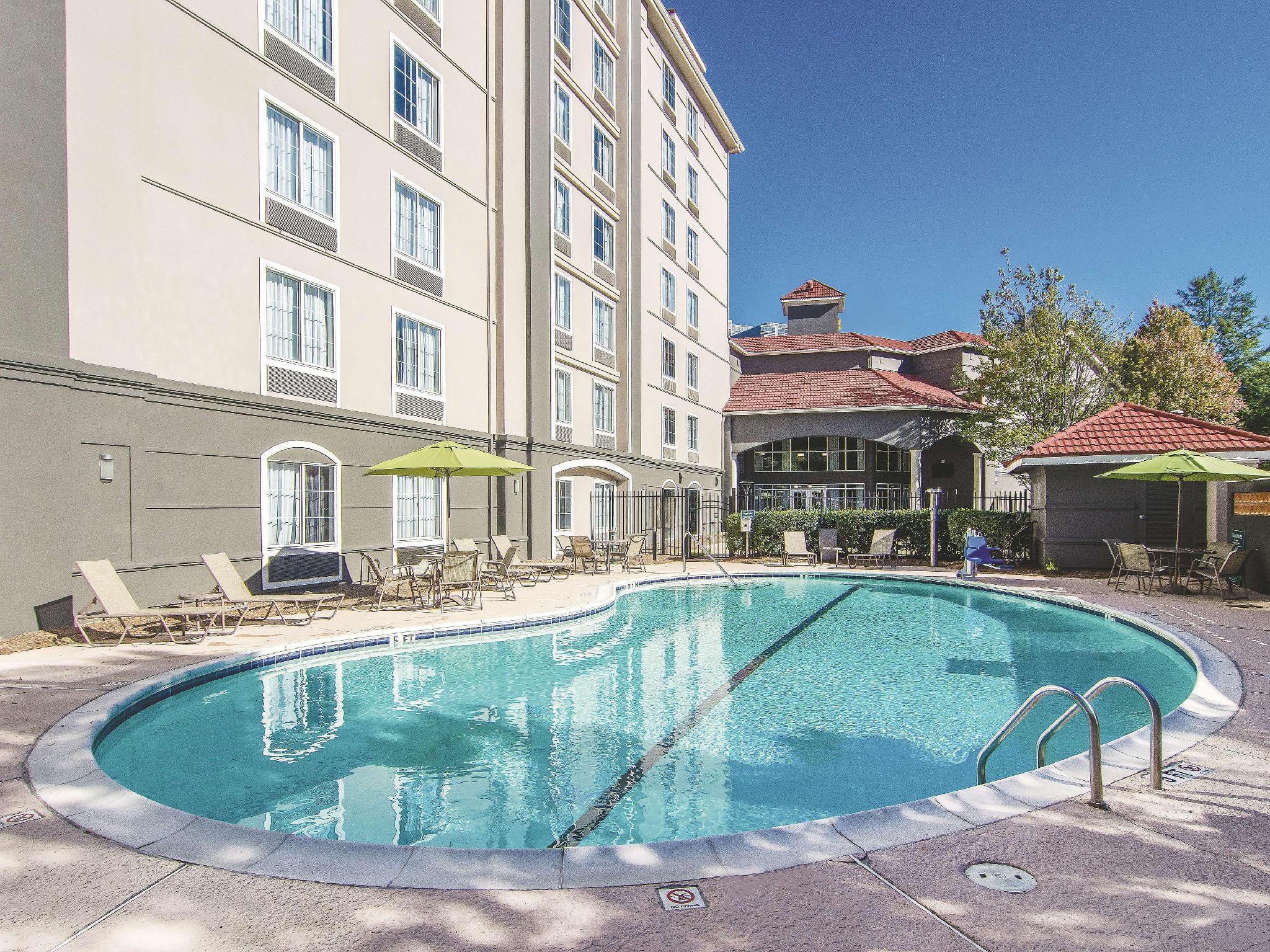 La Quinta By Wyndham Atlanta Perimeter Medical Hotell Sandy Springs Exteriör bild