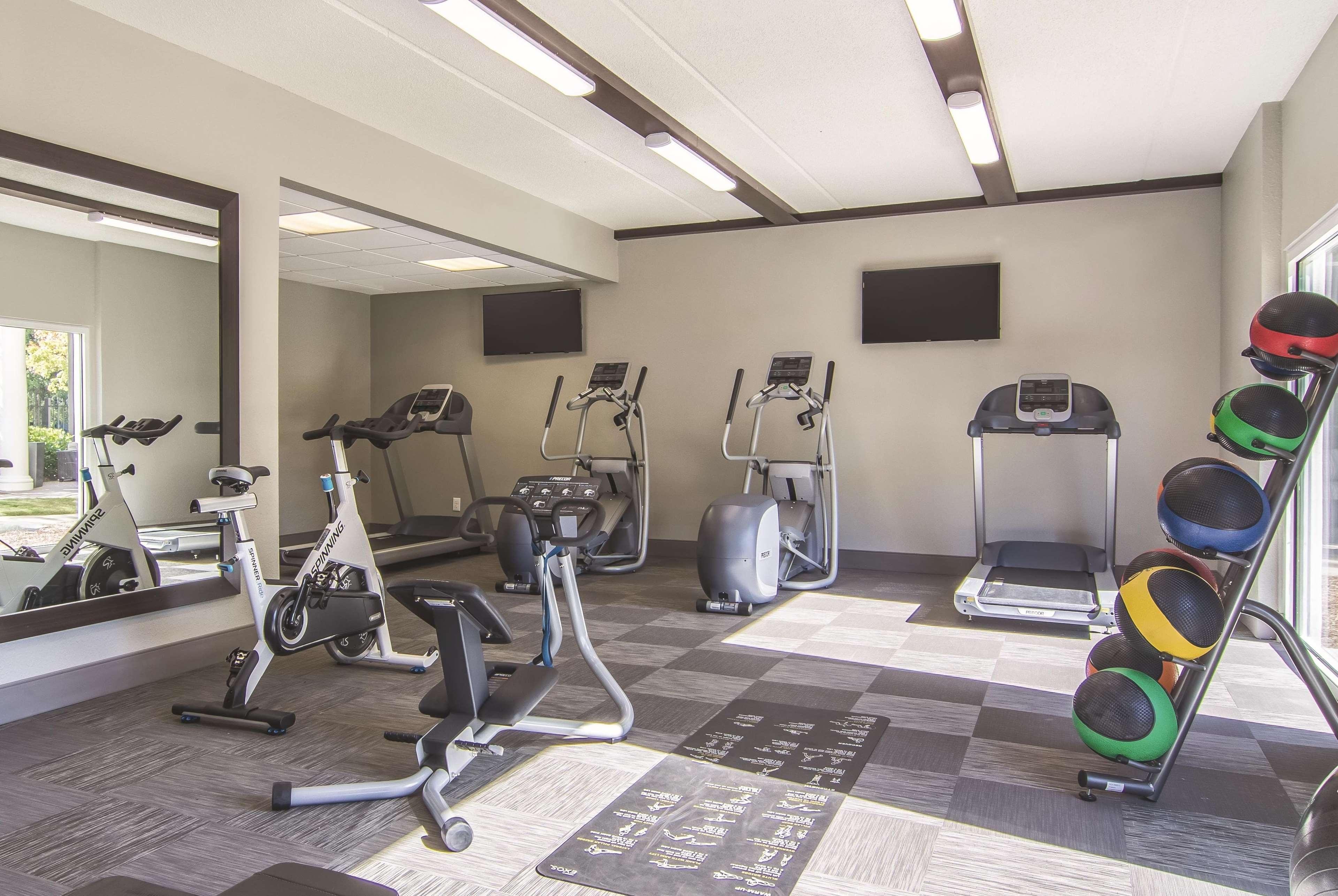La Quinta By Wyndham Atlanta Perimeter Medical Hotell Sandy Springs Exteriör bild