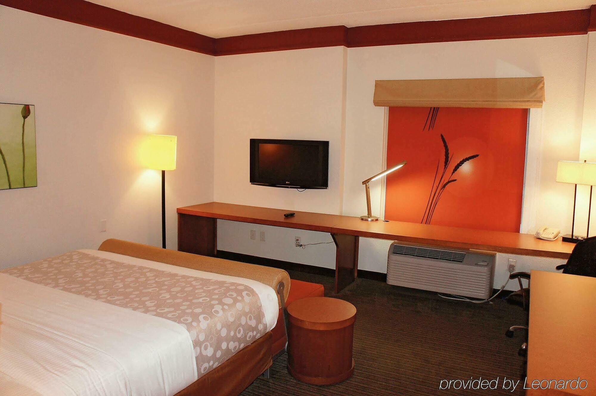 La Quinta By Wyndham Atlanta Perimeter Medical Hotell Sandy Springs Exteriör bild